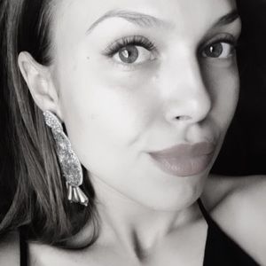 Meet your Posher, Diana